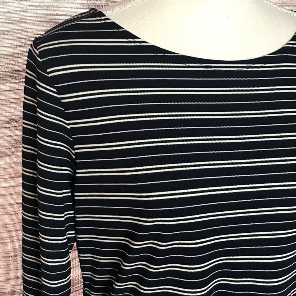 EMMA JAMES LARGE BLUE WHITE STRIPED SHIRT - Picture 3 of 7